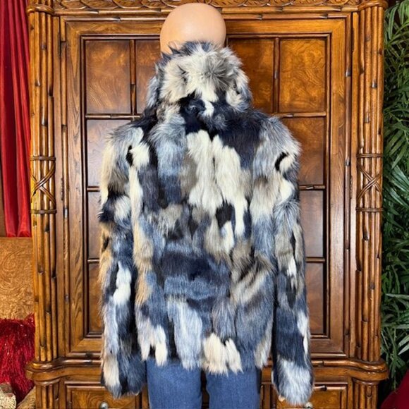 Boston Proper Blue Multi Premium Faux Fur Coat - Picture 4 of 16